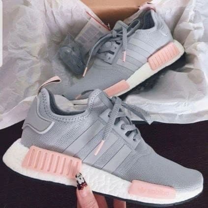 Moda Adidas cinzas e rosa 