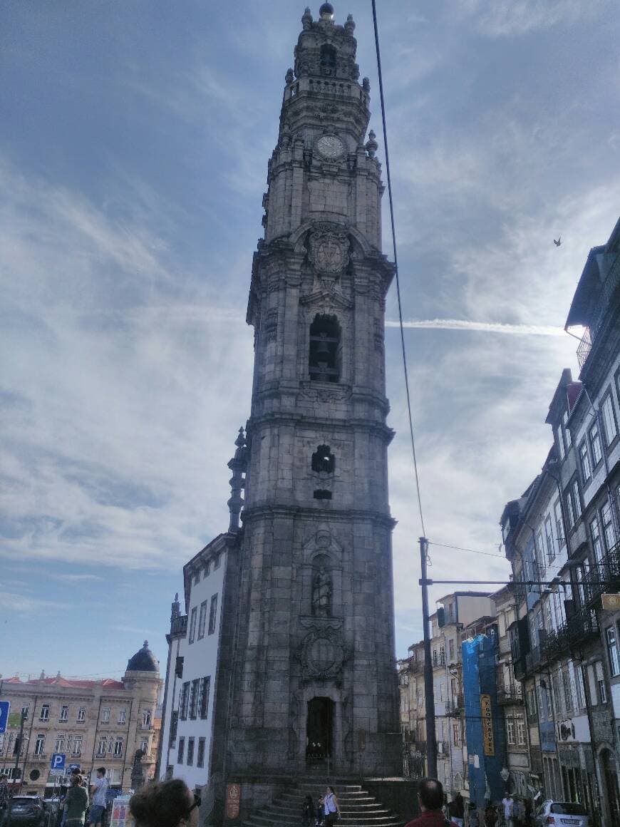 Place Clérigos Tower