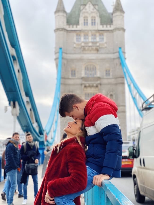 Place Tower Bridge