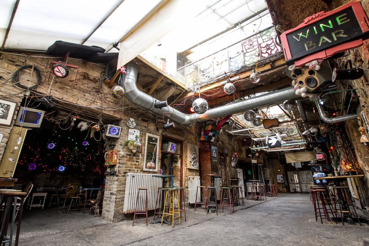 Lugar Szimpla Kert