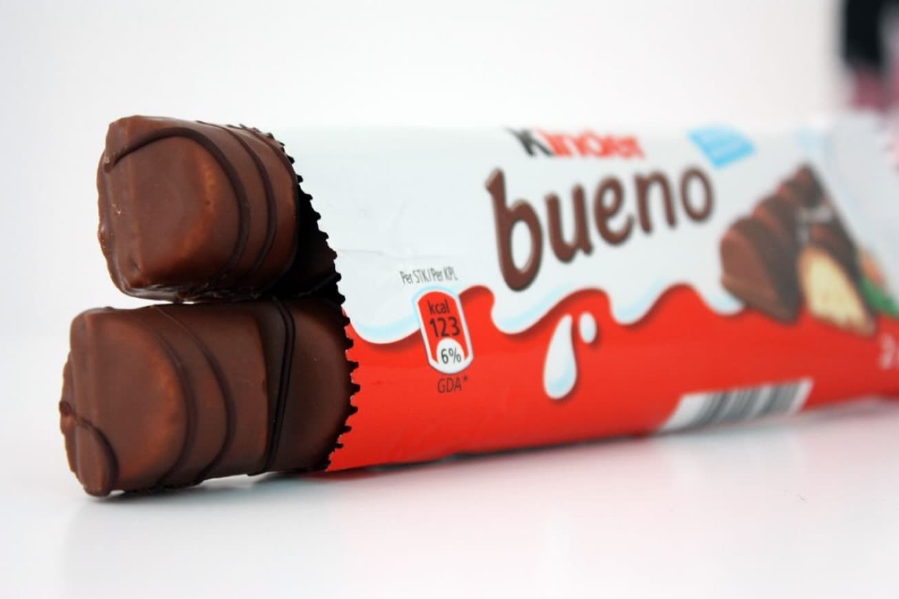 Product Kinder Bueno Chocolate Bars 44 g