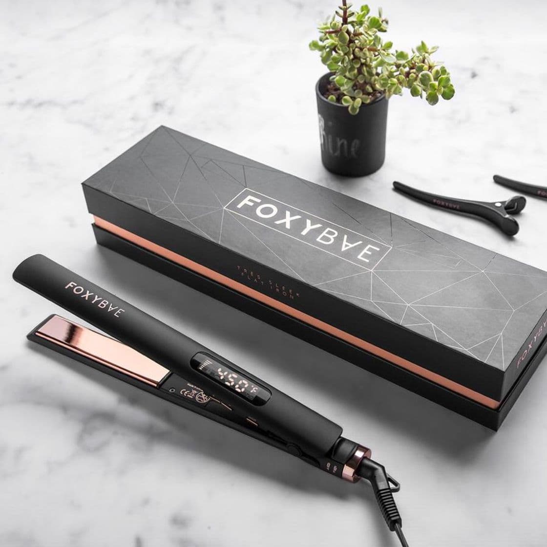 Product ROSE GOLD TRÉS SLEEK FLAT IRON 