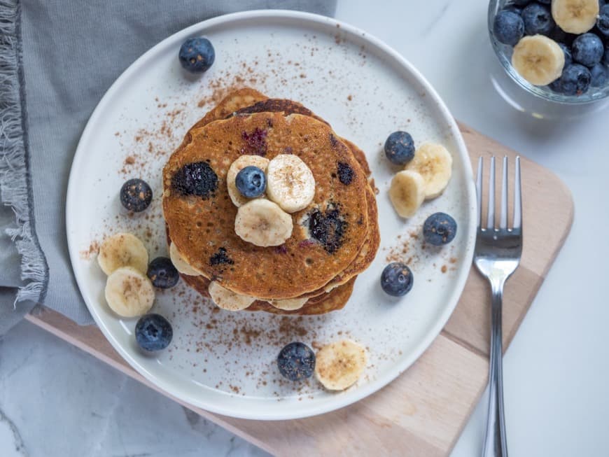 Fashion BLUEBERRY PANCAKES (PLANT-BASED + GF)