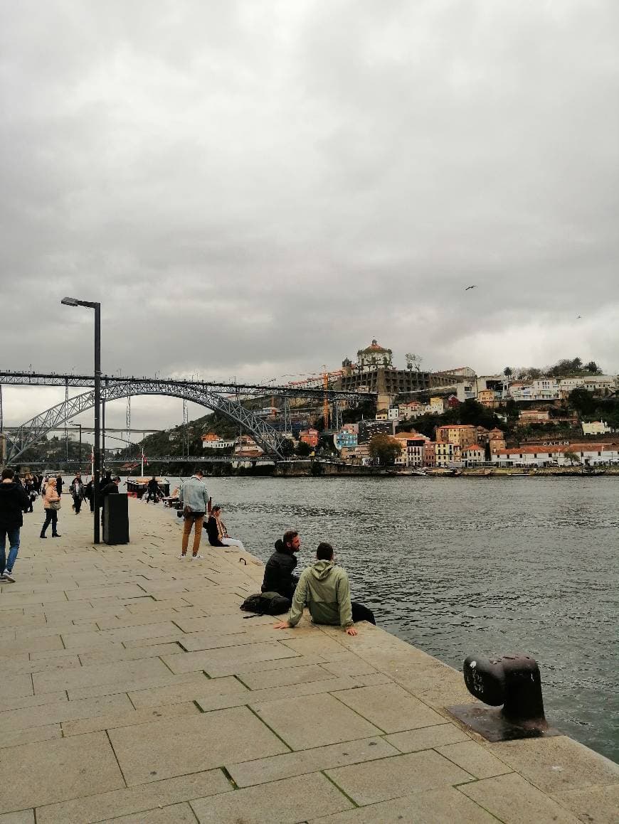 Place Ribeira do Porto