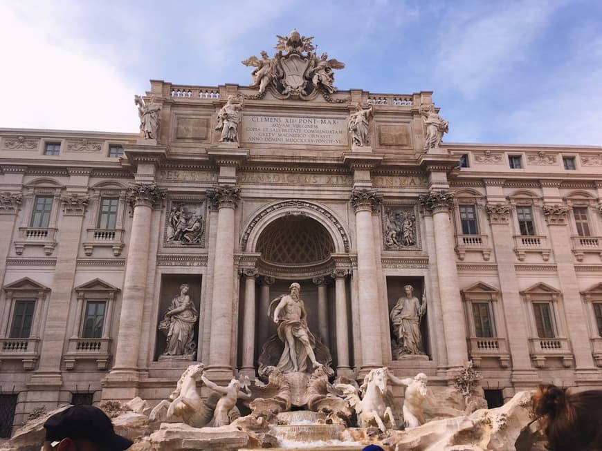 Lugar Fontana di Trevi