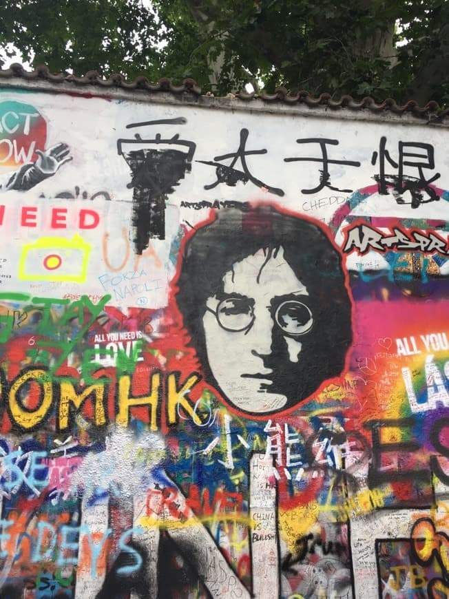 Place John Lennon Wall