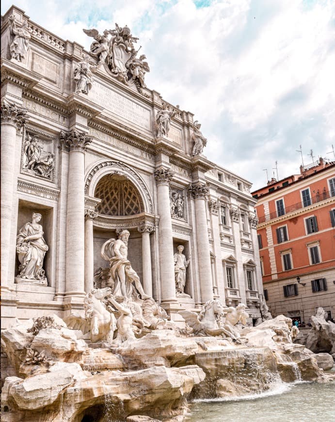 Place Fontana di Trevi