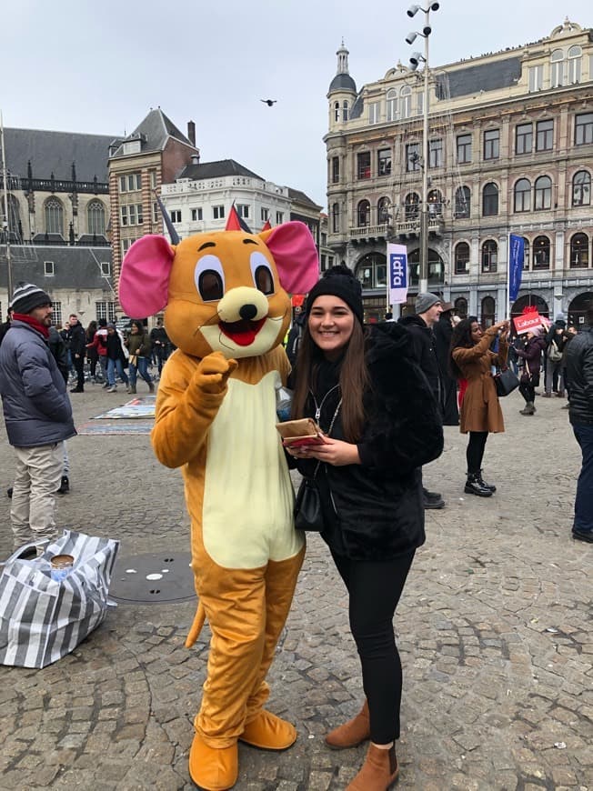 Lugar Dam Square