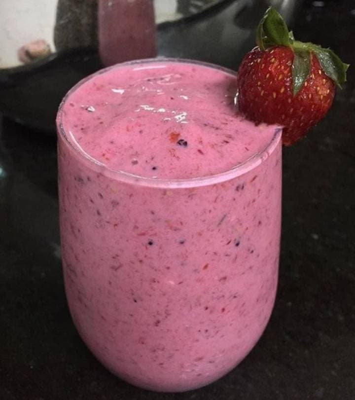 Moda Smoothie de banana com frutas vermelhas 