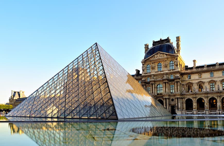 Place Museo del Louvre