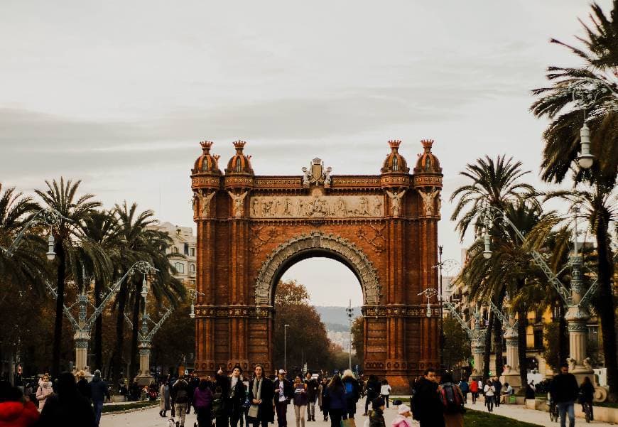 Place Arc de Triomf