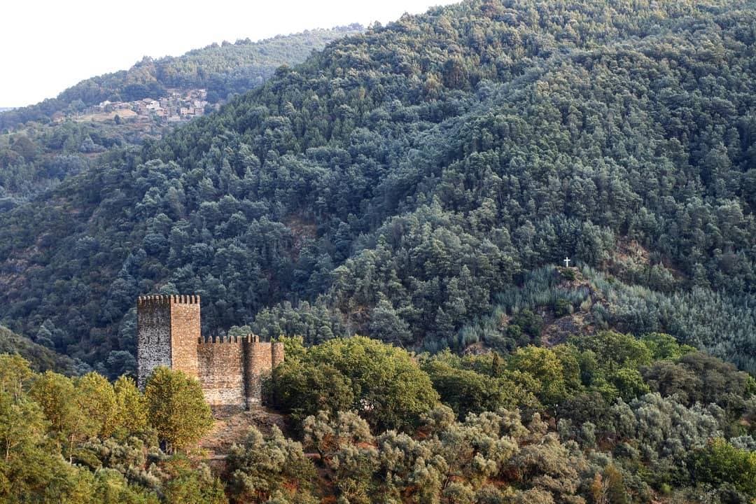 Lugar Castle of Lousa