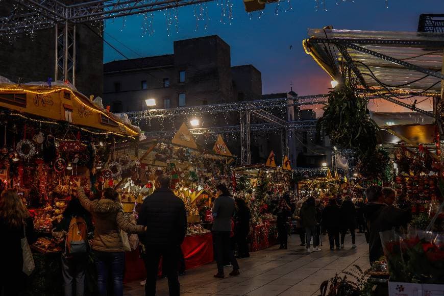 Place Fira de Santa Llúcia