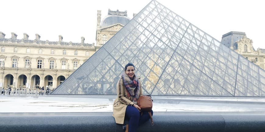 Place Museo del Louvre