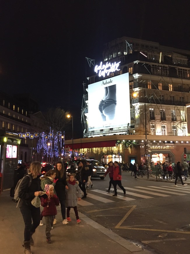 Place Galeries Lafayette Haussmann