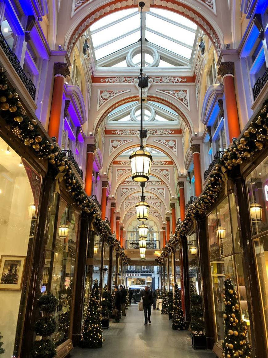 Lugar Royal Arcade