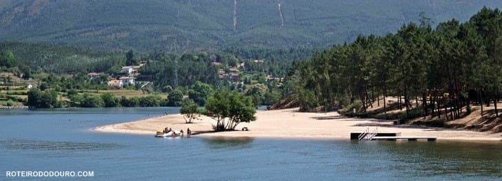 Lugar Praia da lomba