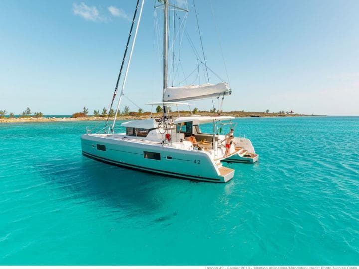 Lugar Catamaran Charter Mallorca