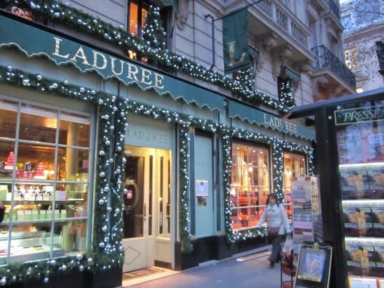 Restaurants Ladurée Paris Champs Elysées