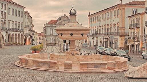 Place Évora