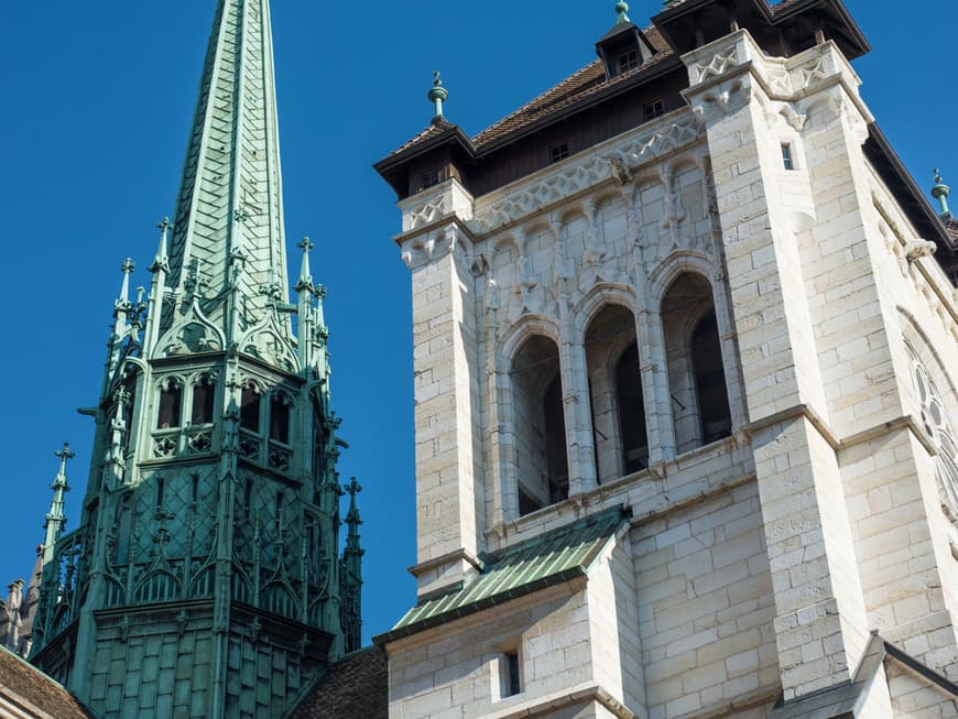 Lugar Catedral de San Pedro de Ginebra