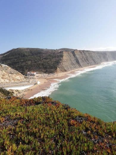 Place Praia de Magoito