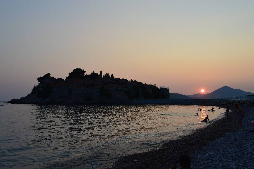 Place Aman Sveti Stefan - Luxury Resort in Montenegro 