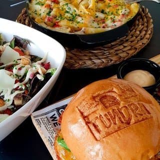 Restaurants Tundra Fusion Burger