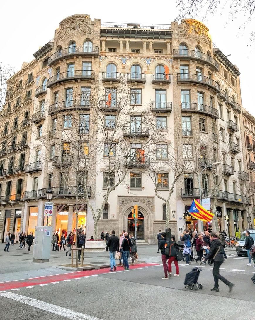 Lugar Safestay Barcelona Passeig de Gràcia