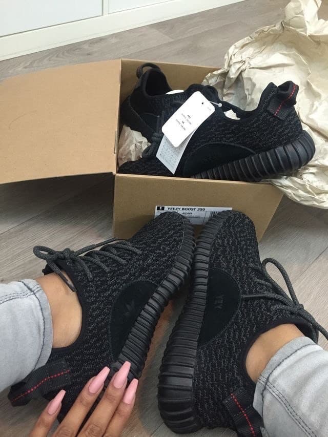 Product Adidas Yeezy Boost 350