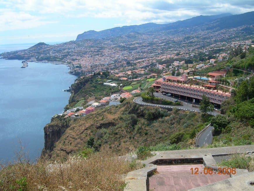 Place Miradouro das Neves