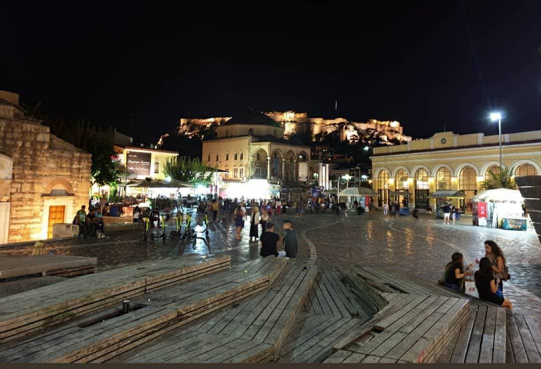 Lugar Monastiraki Square