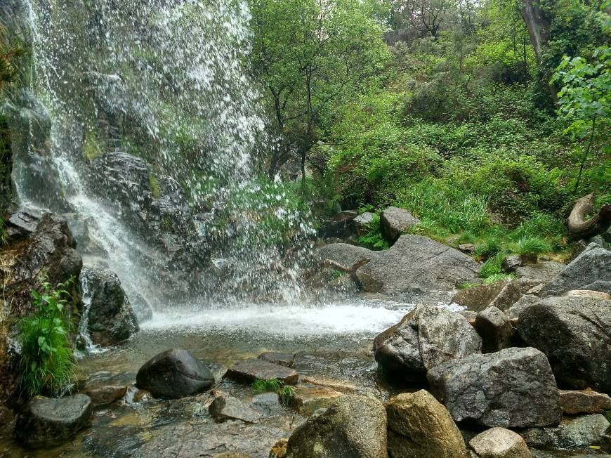 Lugar Cascata Leonte.