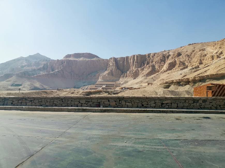 Place Templo funerario de Hatshepsut