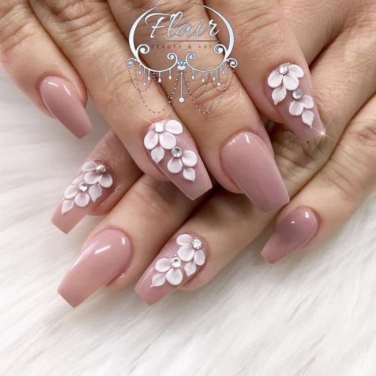 Moda Nails