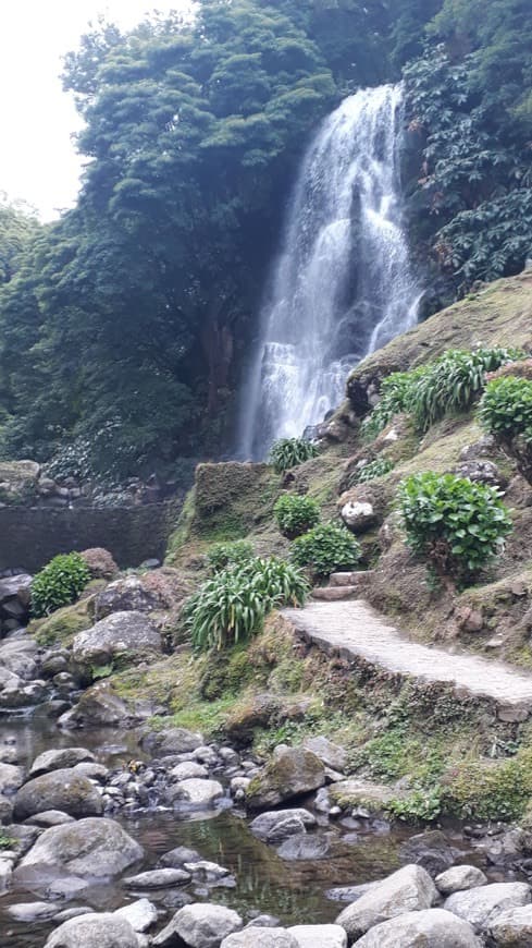 Lugar Parque Natural da Ribeira dos Caldeirões