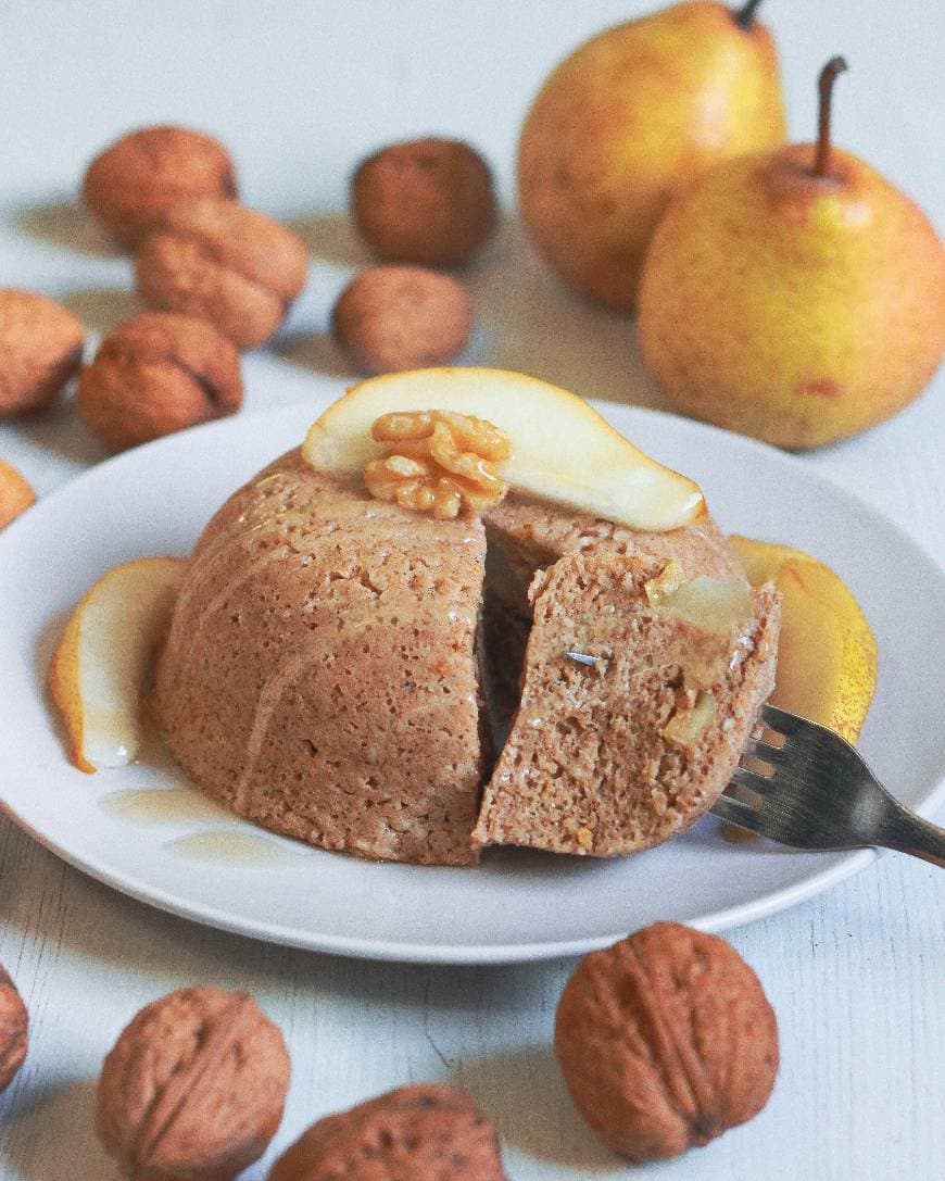 Fashion Bolo de pêra e noz de microondas