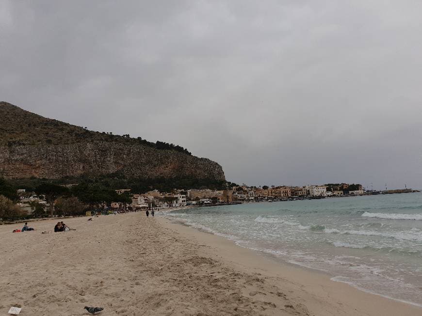 Lugar Mondello Beach