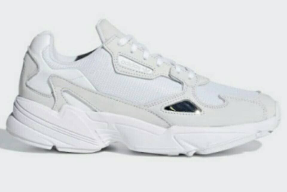 Product Adidas Falcon