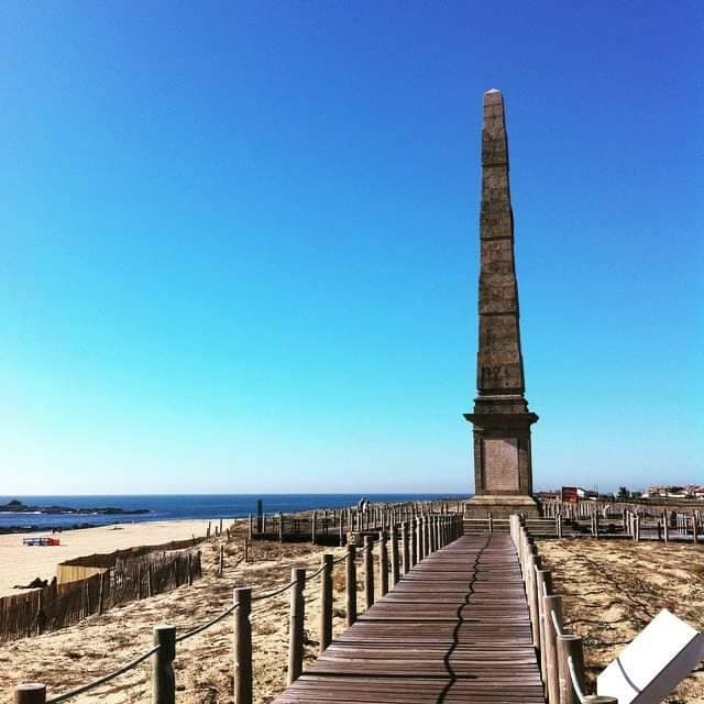 Place Praia da Memória