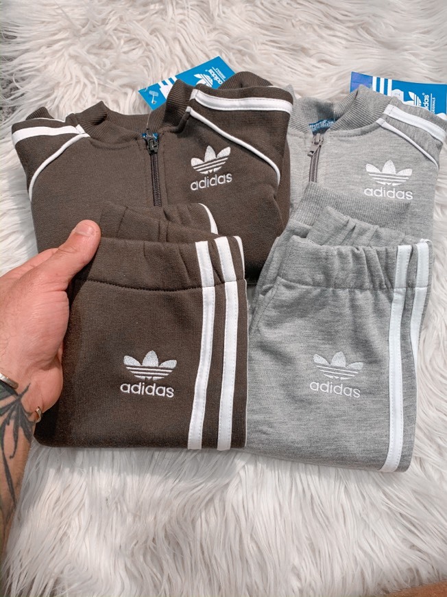 App Conjunto adidas cinza/verde tropa 