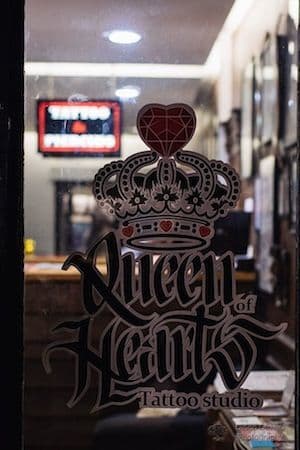 Lugar Queen Of Hearts - Tattoos and Piercings