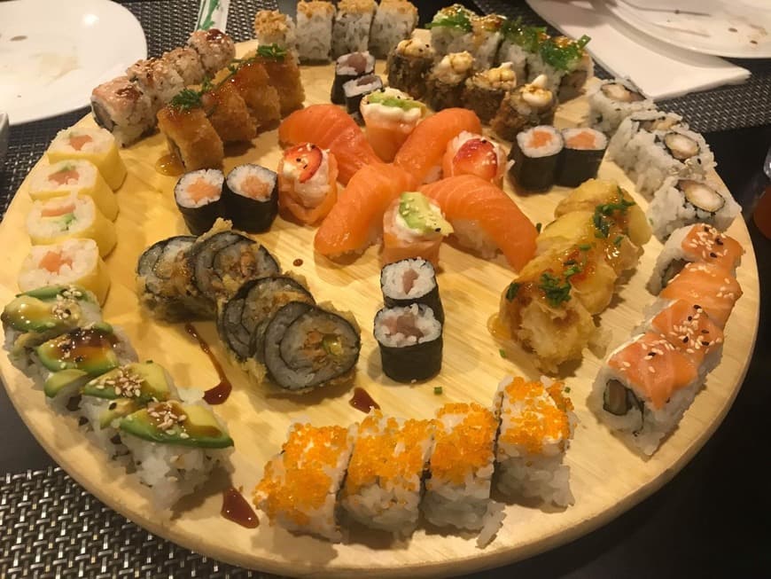 Restaurantes Roiyaru Sushi House