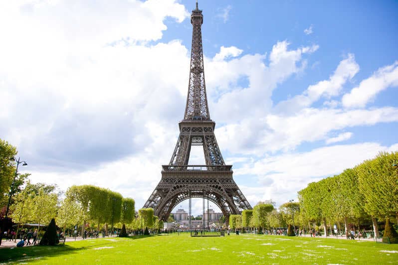 Place Torre Eiffel