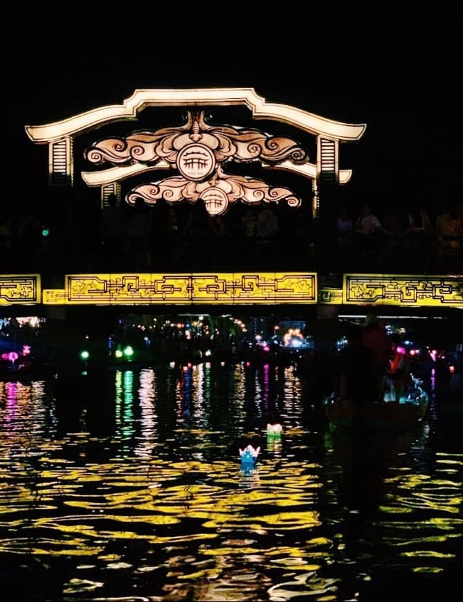 Lugar Hoi An Night Market