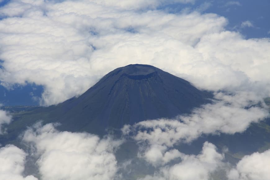 Place Montanha do Pico