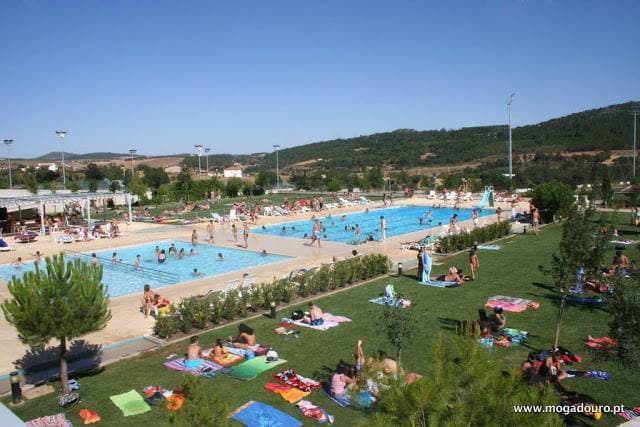 Lugar Piscinas de Mogadouro 