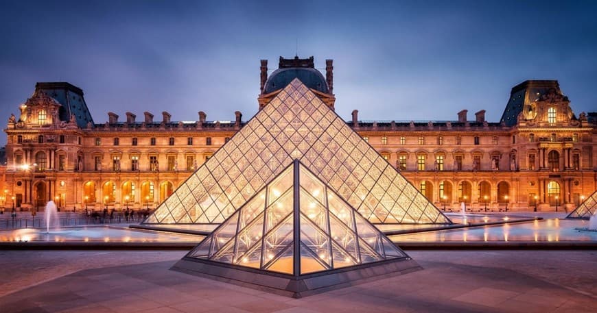 Place Museo del Louvre