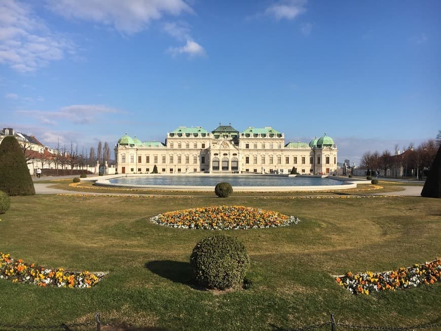 Place Belvedere Palace