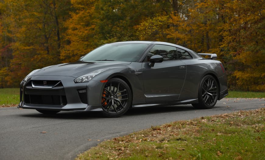 Moda Nissan GT-R 